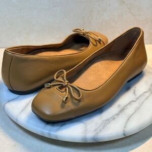 Vionic Brown Leather Flats with Bow Accent